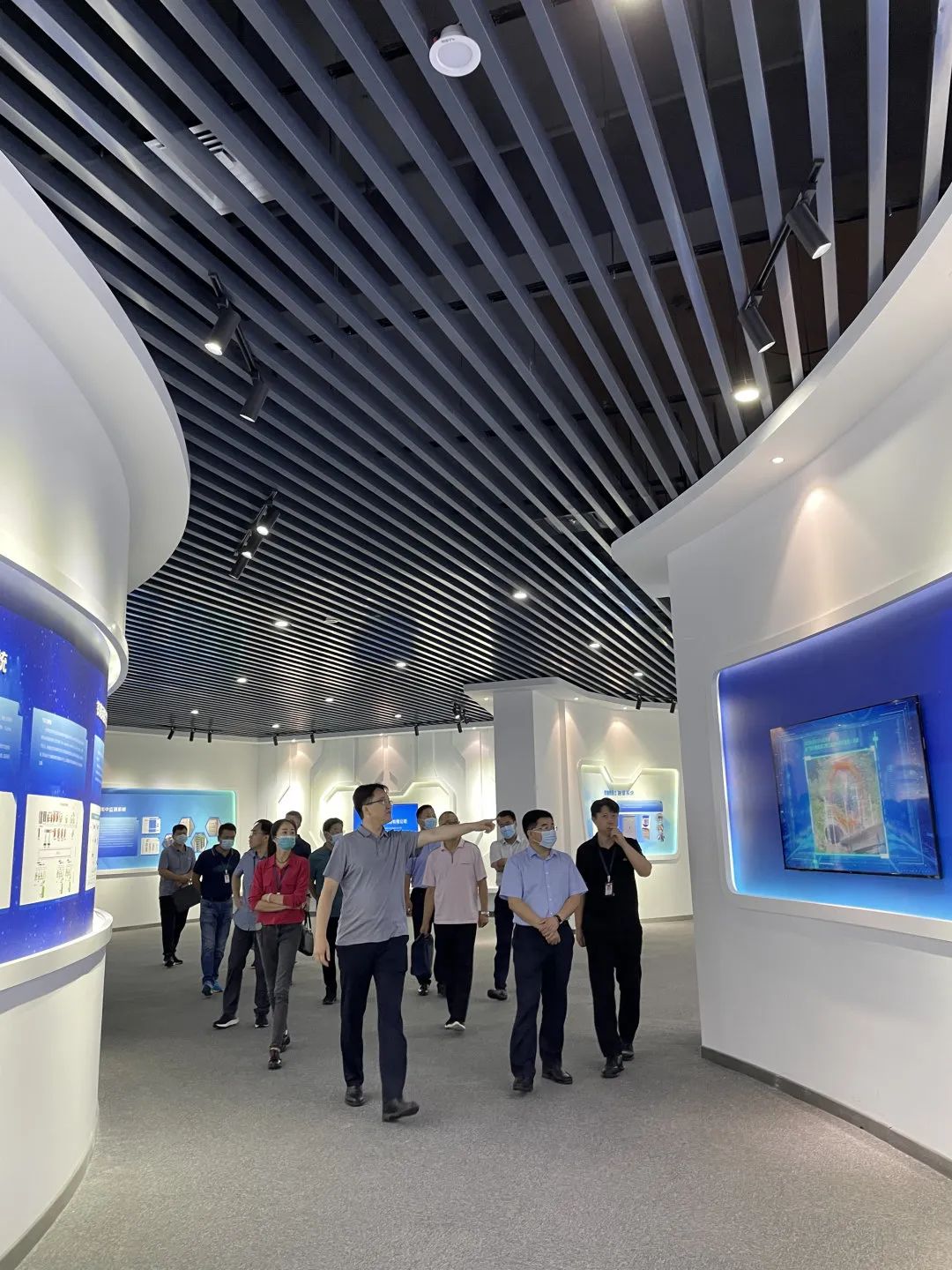 1660182897910439.jpg 圖片關鍵詞